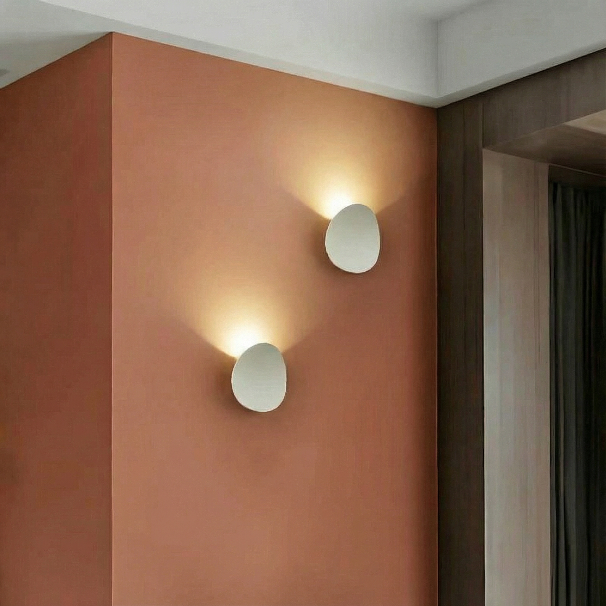 Aluminum Wall Sconce With Slim LED Lighting For Modern Home Decor