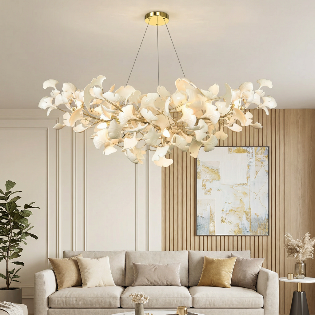 Moderní lustr z kolekce Verdant Canopy s ručně vyráběnými porcelánovými listy