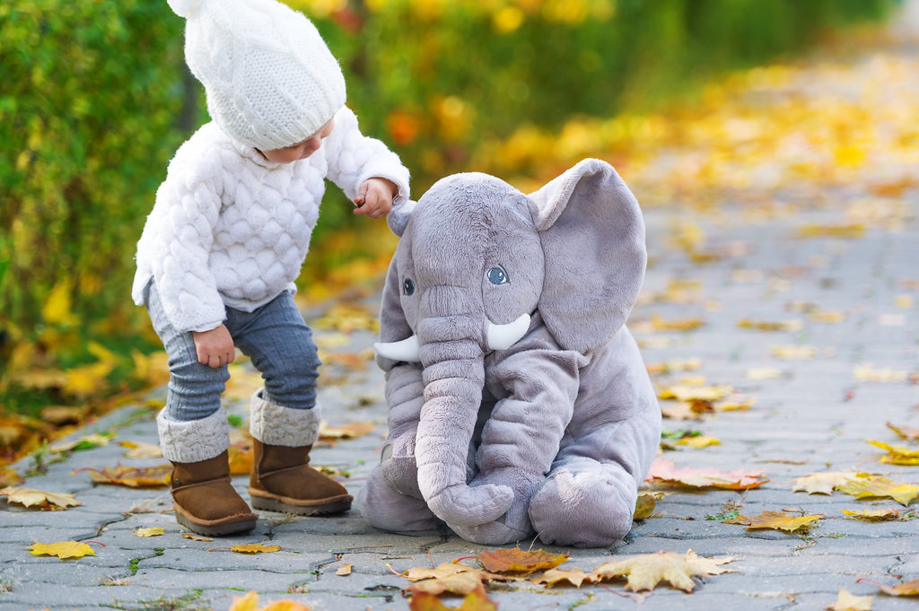 Almohada de peluche elefante Little Jax para niños, juguete suave para abrazar en dos tamaños