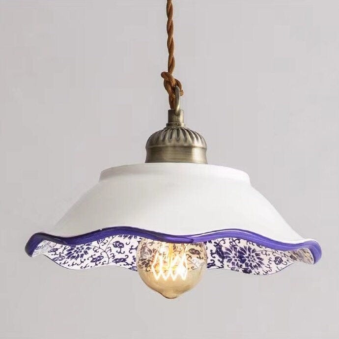 LED-valaisin keraamisella lautasella, portugalilaisella azulejo-laattakuviolla, lamppu mukana