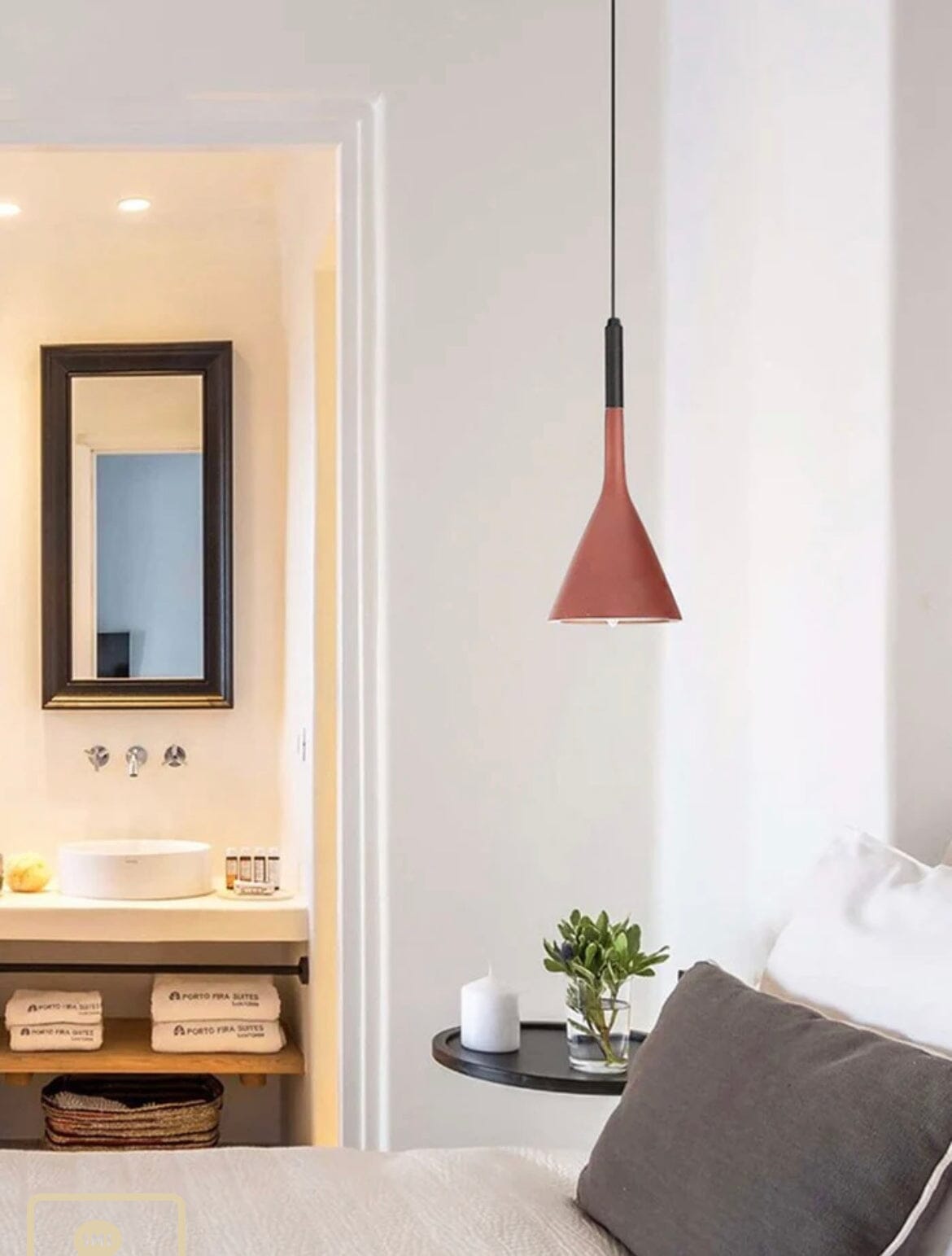 Závěsné svítidlo Liora v minimalistickém stylu pro moderní interiéry a obytné prostory