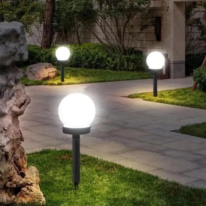 Round LED Solar Garden Light With Automatic Light Control And Energy Efficiency