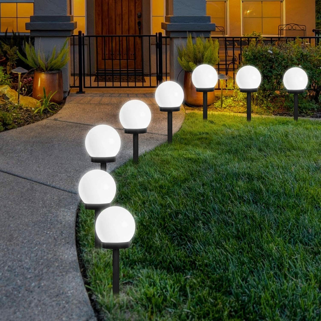 Round LED Solar Garden Light With Automatic Light Control And Energy Efficiency