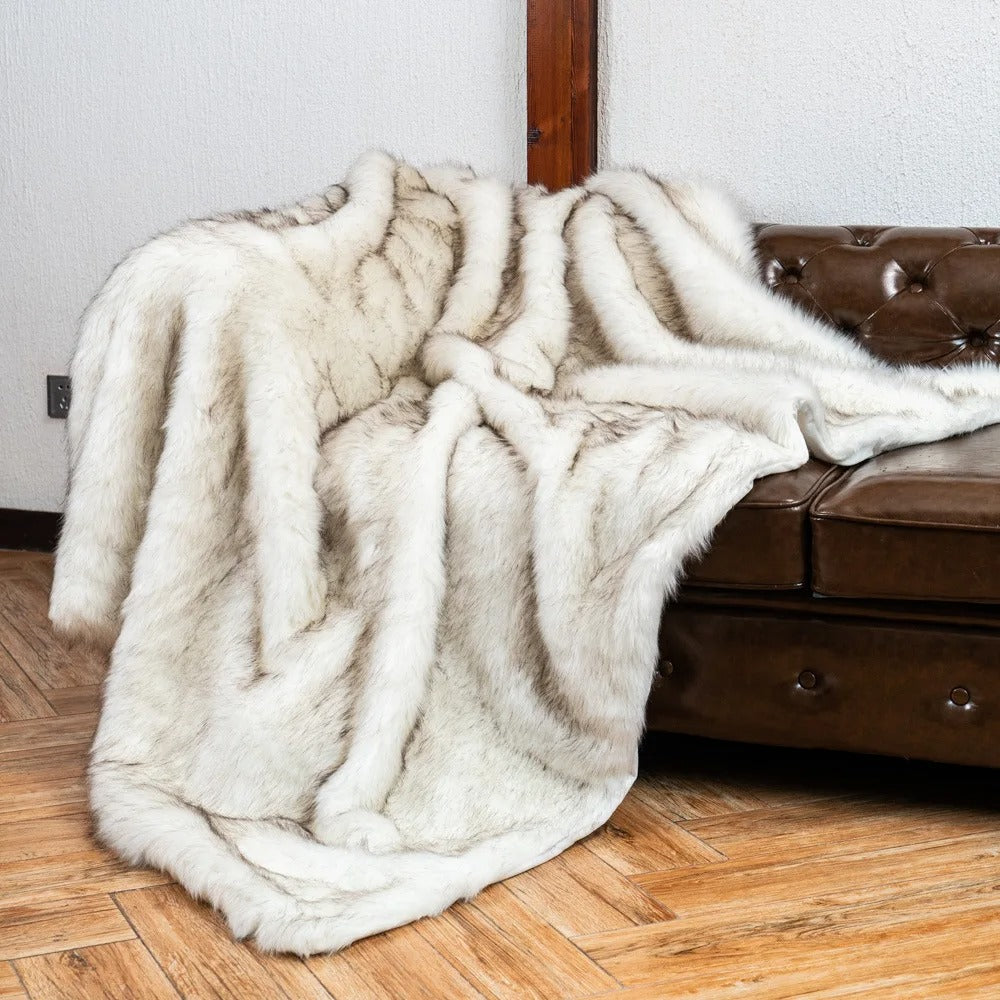 Luxusní deka z umělé kožešiny pro útulné pohodlí a elegantní domácí dekoraci