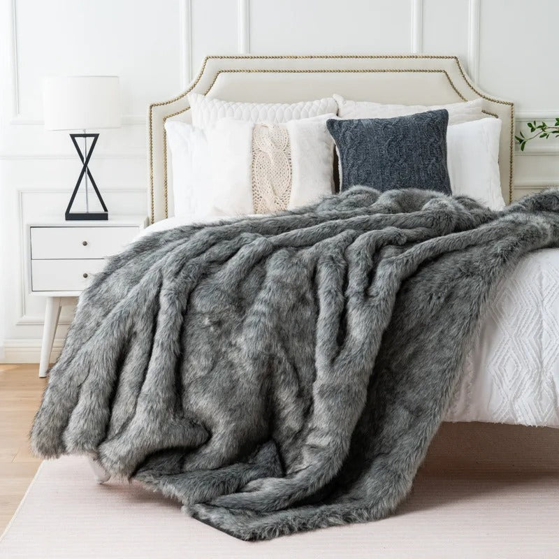 Luxusní deka z umělé kožešiny pro útulné pohodlí a elegantní domácí dekoraci
