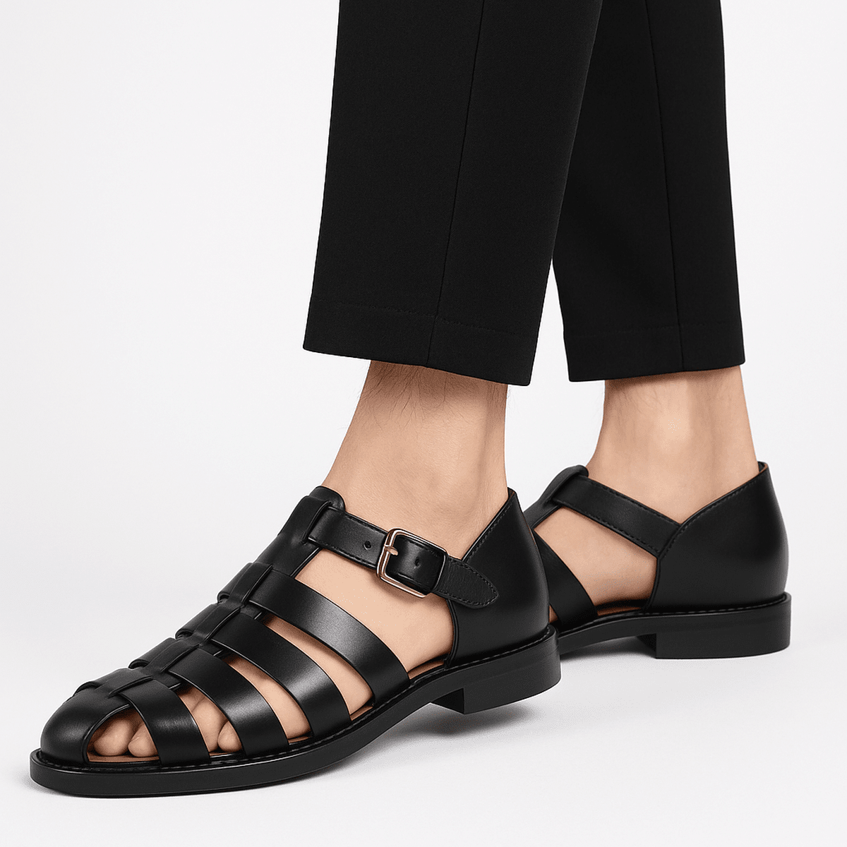 NOMADIC Heren Sandalen met Geweven Comfort en Gesloten Ontwerp