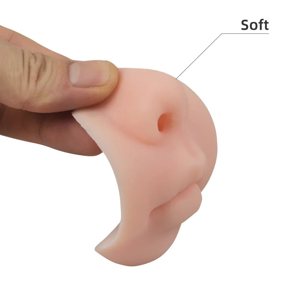 NOSEFOAM dávkovač mýdla ve tvaru nosu na zeď pro zábavnou domácí dekoraci