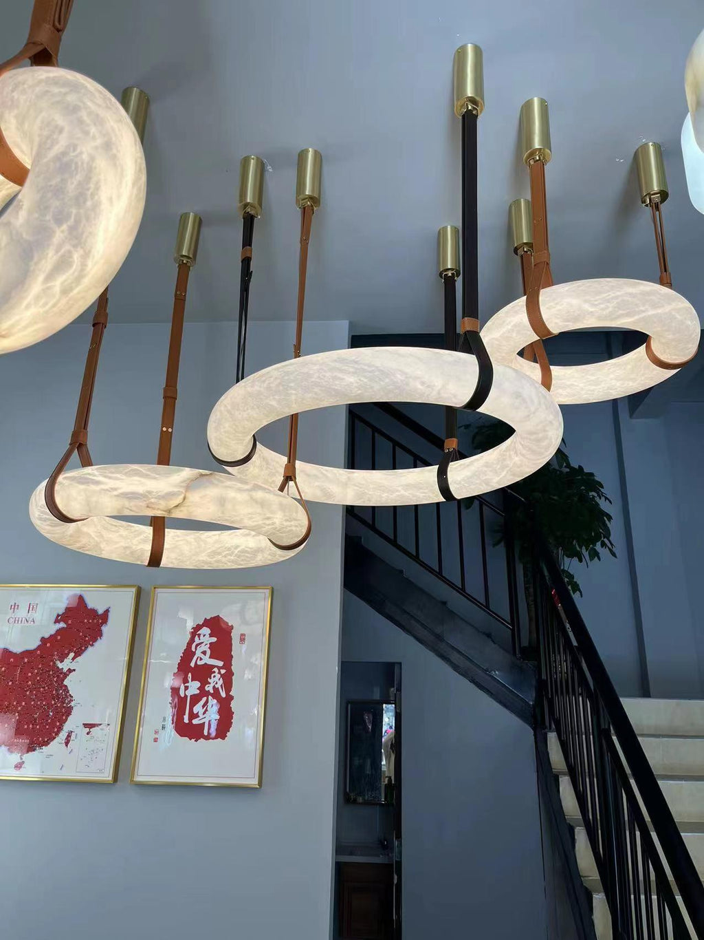 Alabaster-Ring-Hängeleuchte mit LED, Naturstein in Braun bis Gold, 3000K–6000K