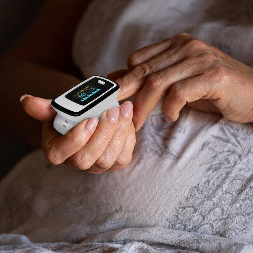 Extremely Accurate Pulse Oximeter With Noninvasive Finger Measurement
