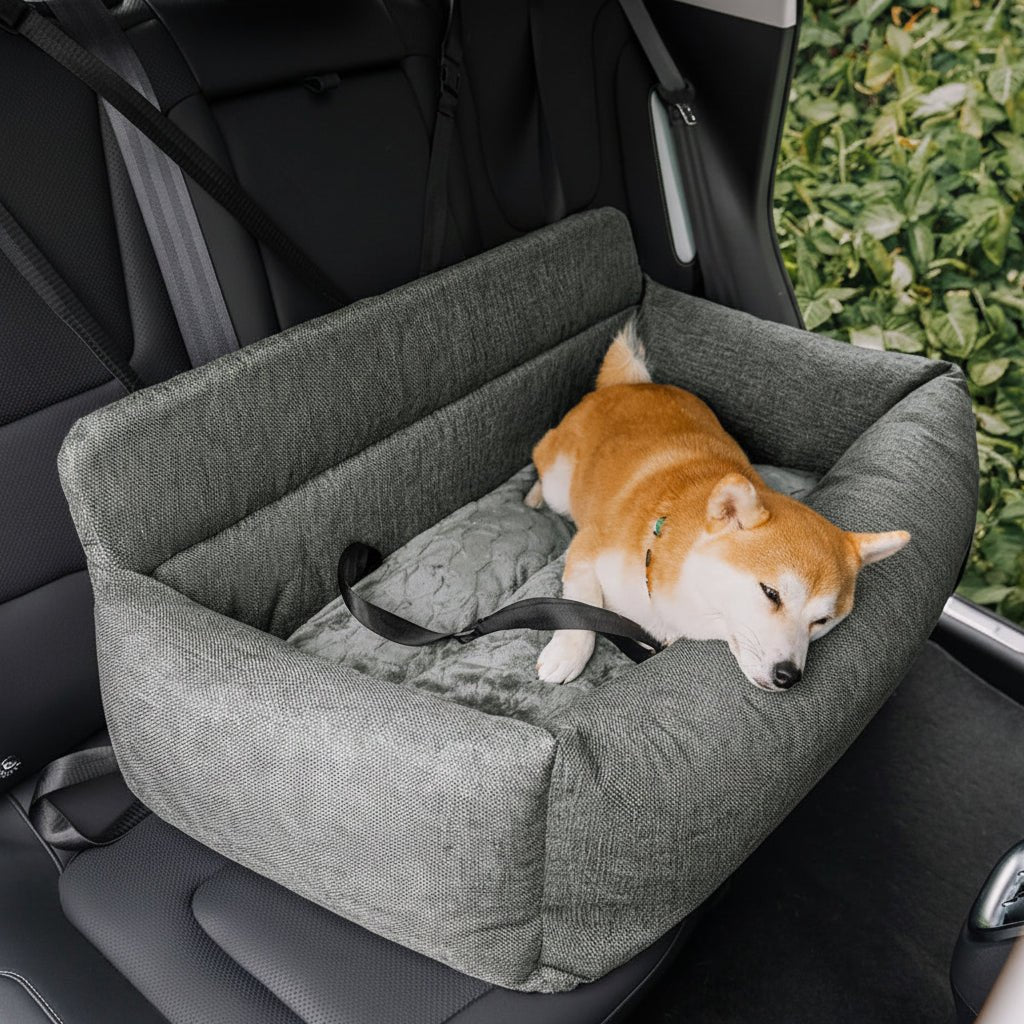 PAWDRIVE Großes Hundebett fürs Auto, waschbar, mit rutschfestem Boden und sicheren Gurten