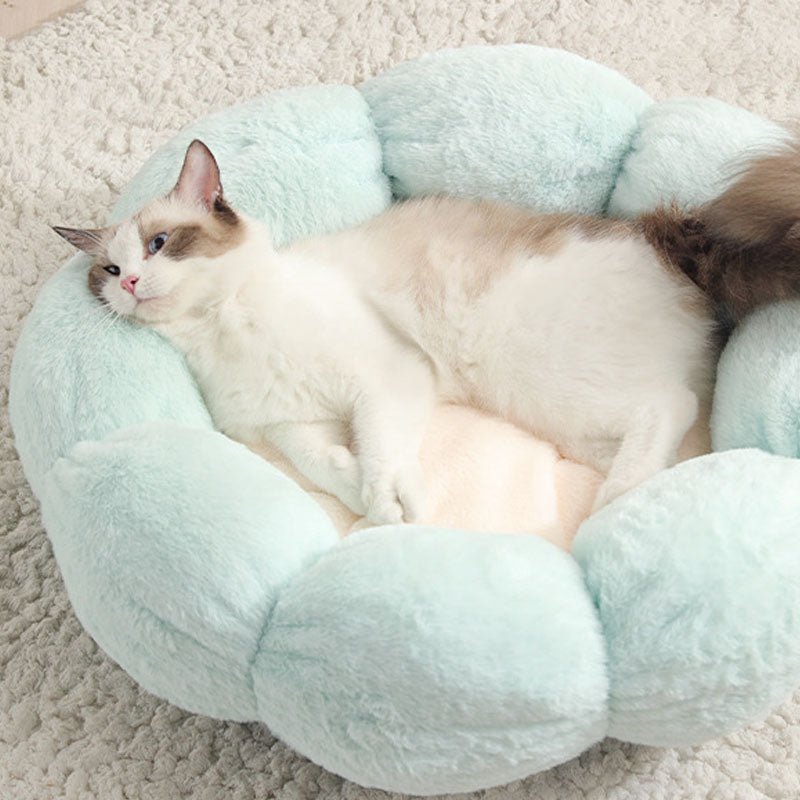 Petalnap Flower-Shaped Cat Bed For Cozy Comfort And Deep Sleep