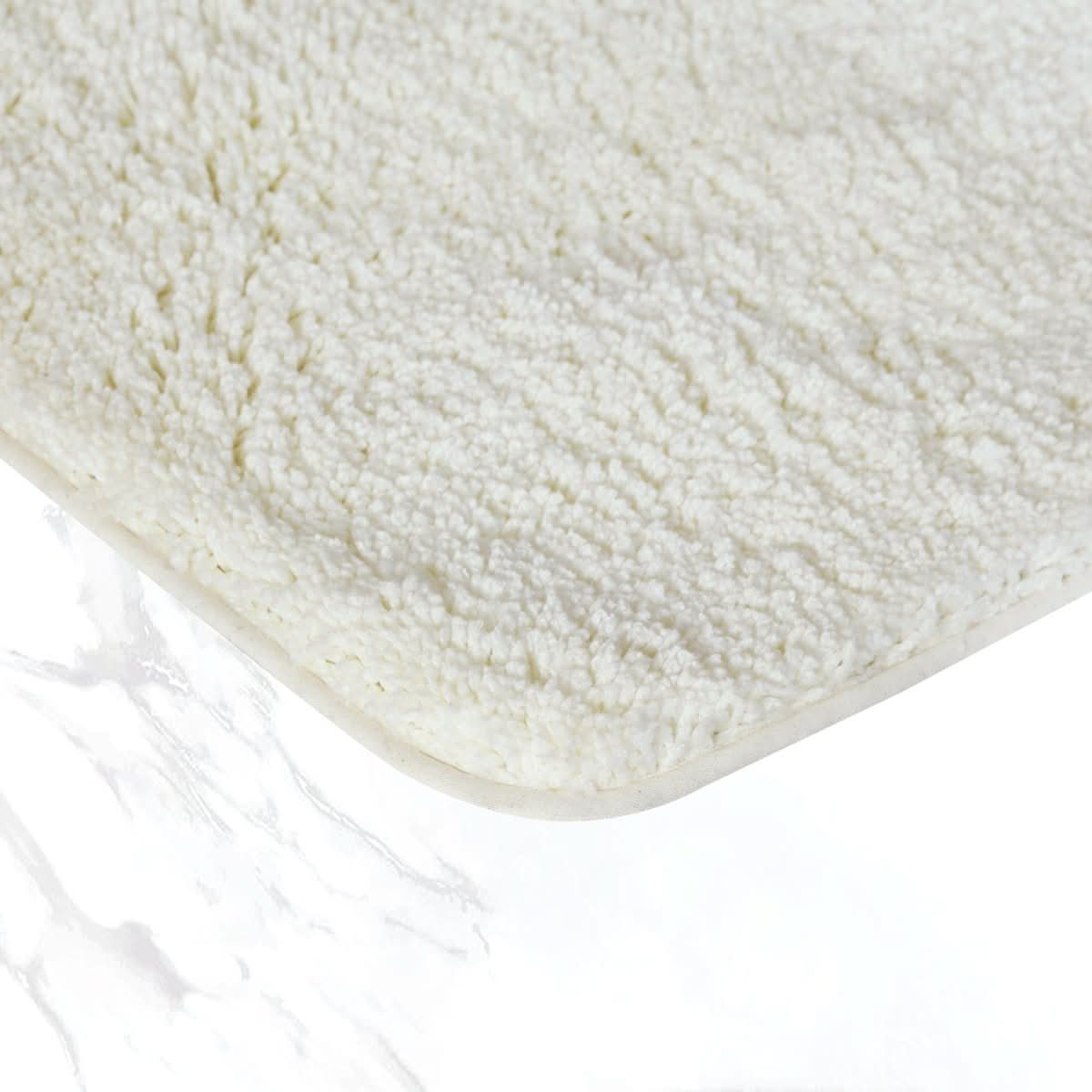 VeluSoft Microfiber Bath Mat Delivers Soft Comfort And Fast Absorption
