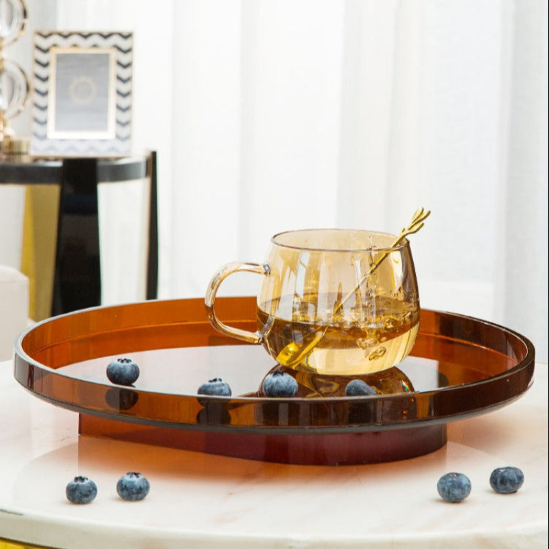 Plateaux en acrylique ambré ronds et rectangulaires pour organiser bijoux et cosmétiques