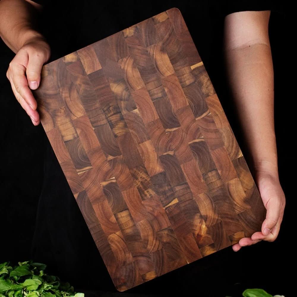 Antibakteriální akátová krájecí deska Timberserve s designem šachovnice