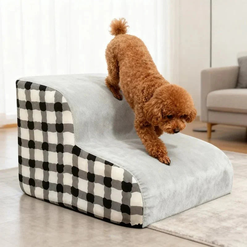 Gradini in schiuma SteadyPaw per cani con base antiscivolo per un facile accesso al letto
