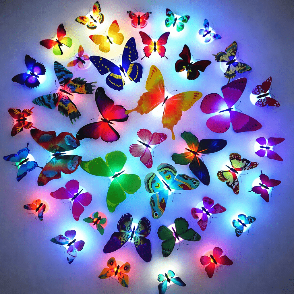 STRAFLUTTER Enchanted Butterfly Wall Lamp With LED