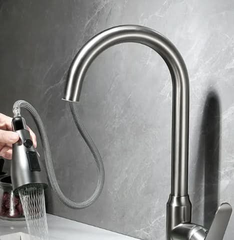 Kuchyňská baterie Swiftflow s dotykovým senzorem a vysouvací sprchovou hlavicí
