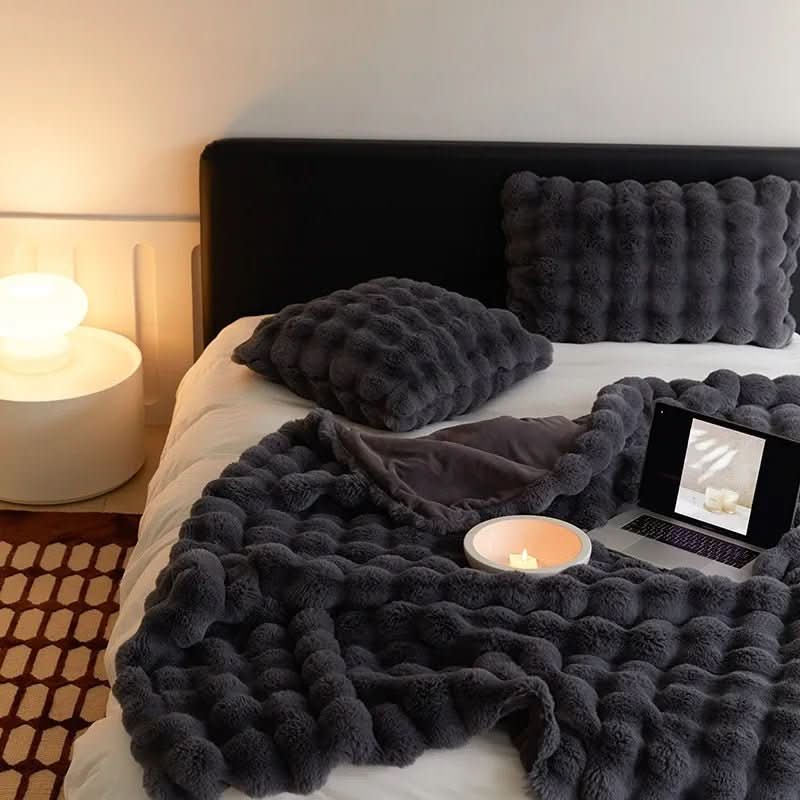 ZenithThrow Ultralight On-The-Go Travel Blanket For Cozy Comfort