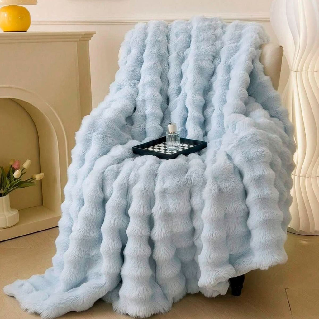 ZenithThrow Ultralight On-The-Go Travel Blanket For Cozy Comfort